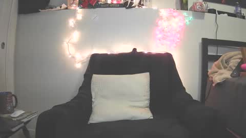 just jay1988 online show from December 11, 2024, 10:36 am