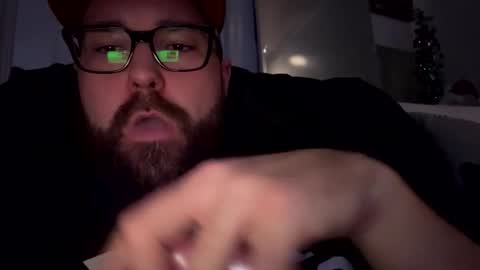 MrMrs online show from December 28, 2024, 4:08 am