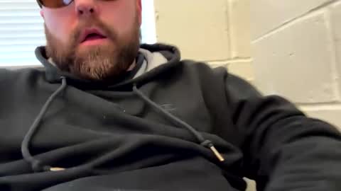 MrMrs online show from March 3, 2025, 6:01 pm