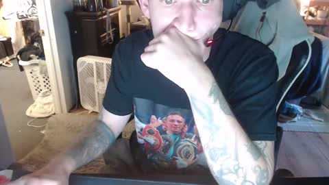 Snapshot of tattedhubs5 chatting on September 18, 2025, 7:27 pm tattedhubs5 online show from September 18, 2025, 7:27 pm