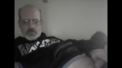 Snapshot of tattedpanther chatting on February 18, 2025, 3:10 pm tattedpanther online show from February 18, 2025, 3:10 pm