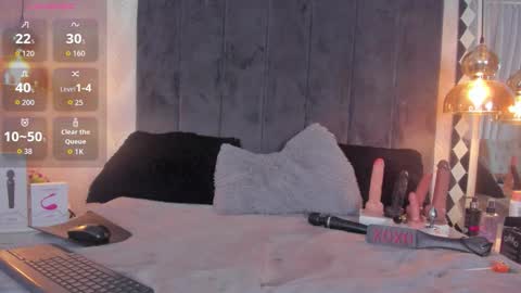 Tatto Fox online show from September 25, 2025, 1:04 pm