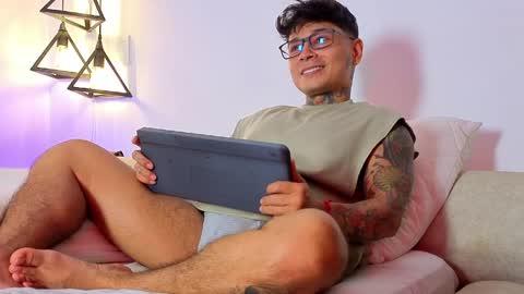 Snapshot of tattokoi chatting on April 24, 2026, 1:52 am tattokoi online show from April 24, 2026, 1:52 am