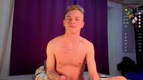 Alex but u can call me Theo online show from December 18, 2025, 4:13 pm