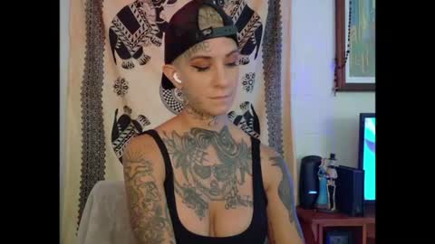 Snapshot of tattooed_natalia chatting on July 29, 2026, 9:13 pm Natalia 3 online show from July 29, 2026, 9:13 pm