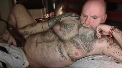 Tattooeddilf 01 online show from November 3, 2025, 12:57 am