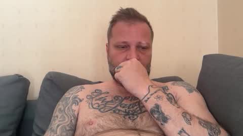 Snapshot of tattoomanforgirls chatting on April 3, 2026, 10:24 am tattoomanforgirls online show from April 3, 2026, 10:24 am