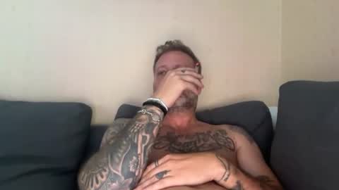 Snapshot of tattoomanforgirls chatting on July 19, 2026, 5:16 pm tattoomanforgirls online show from July 19, 2026, 5:16 pm