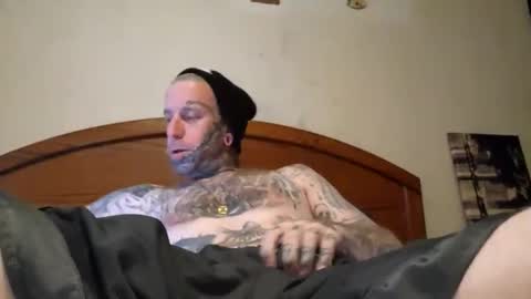 Snapshot of tattoosnsmoke1111 chatting on November 22, 2025, 8:02 am tattoosnsmoke1111 online show from November 22, 2025, 8:02 am