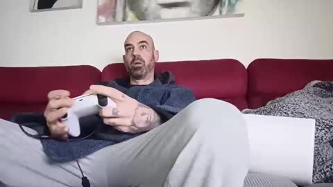 Tatuado20cm online show from January 18, 2026, 2:04 am