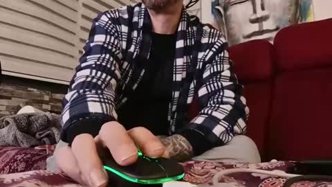 Tatuado20cm online show from April 3, 2026, 11:47 pm