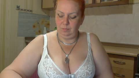 tatyanka_ online show from April 6, 2026, 1:58 am