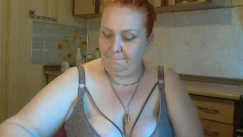 tatyanka_ online show from April 7, 2026, 10:48 am