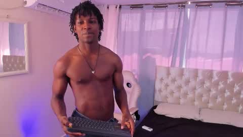 tau_montes online show from November 7, 2025, 2:28 pm