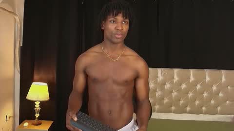 tau_montes online show from February 4, 2026, 2:17 am