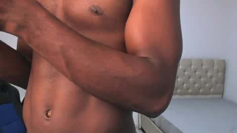 Snapshot of tau_montes chatting on July 14, 2026, 2:05 am tau_montes online show from July 14, 2026, 2:05 am