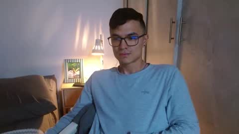 taurus4k online show from December 8, 2024, 3:32 am