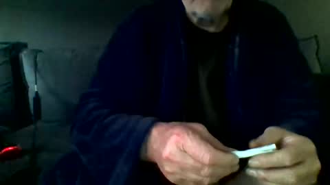 taxi910662 online show from October 6, 2025, 6:55 am
