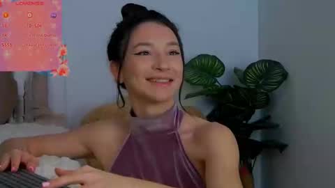 TayaKayan online show from February 8, 2025, 6:43 am