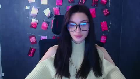 Taya online show from December 3, 2025, 12:25 pm