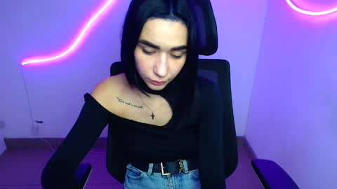 Snapshot of tayla_candy chatting on October 3, 2025, 6:27 pm Tayla online show from October 3, 2025, 6:27 pm