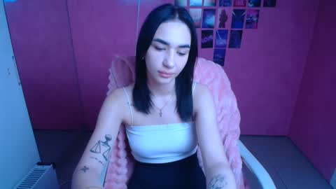 Snapshot of tayla_candy chatting on November 5, 2025, 6:57 am Tayla online show from November 5, 2025, 6:57 am