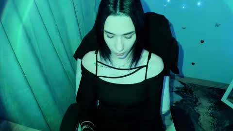 Snapshot of tayla_candy chatting on December 15, 2025, 7:45 am Tayla online show from December 15, 2025, 7:45 am