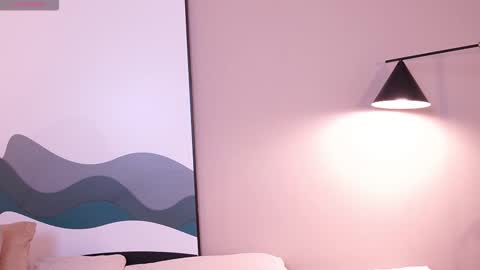 Teylor  Kim online show from November 24, 2025, 6:51 pm