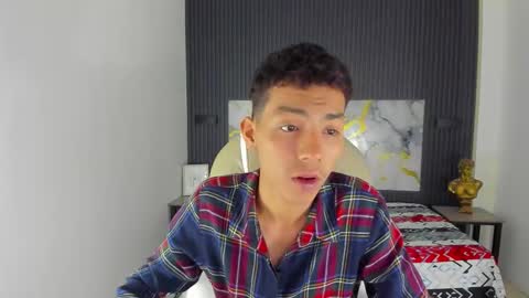 TAYLER online show from December 20, 2025, 2:51 am