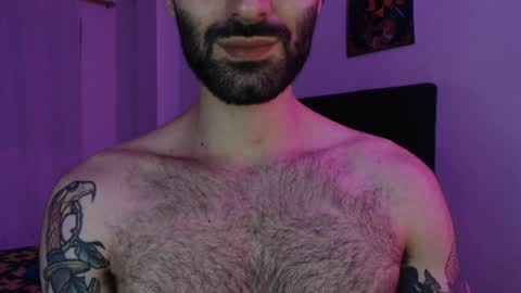 Snapshot of taylor__06 chatting on January 1, 2025, 1:26 am Taylor online show from January 1, 2025, 1:26 am