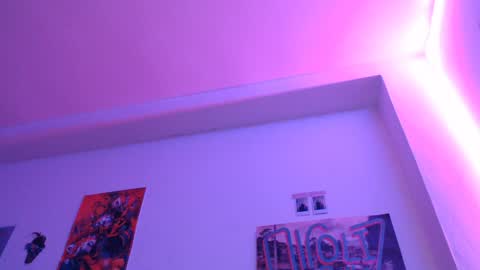 Snapshot of taylor__06 chatting on February 5, 2025, 6:13 am Taylor online show from February 5, 2025, 6:13 am