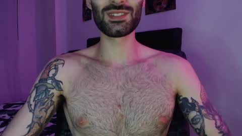 Snapshot of taylor__06 chatting on March 2, 2025, 1:04 am Taylor online show from March 2, 2025, 1:04 am