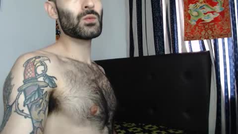 Snapshot of taylor__06 chatting on October 7, 2025, 6:27 pm Taylor online show from October 7, 2025, 6:27 pm