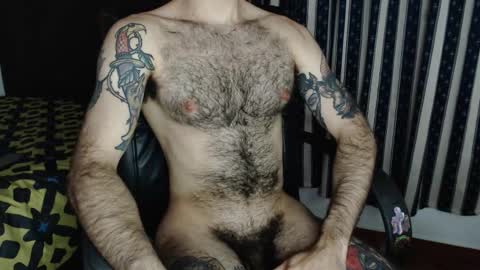 Snapshot of taylor__06 chatting on October 15, 2025, 8:14 am Taylor online show from October 15, 2025, 8:14 am