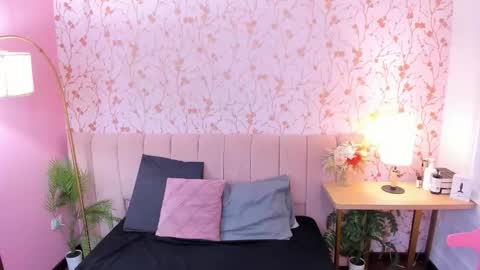 Taylor Bennet online show from February 9, 2026, 11:36 am