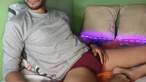 Taylor online show from February 8, 2026, 1:42 am