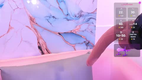 taylor_cupper_ online show from September 28, 2025, 4:40 am