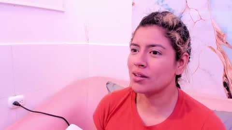 taylor_cupper_ online show from November 20, 2025, 3:18 am