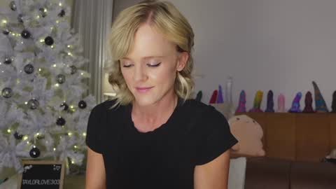 Taylor --  online show from November 30, 2025, 11:25 am