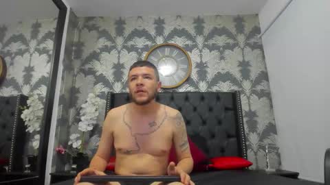 Taylor online show from November 26, 2025, 9:38 pm