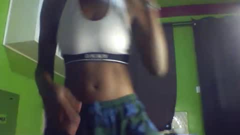 taylor_swift09 online show from February 15, 2026, 10:28 pm