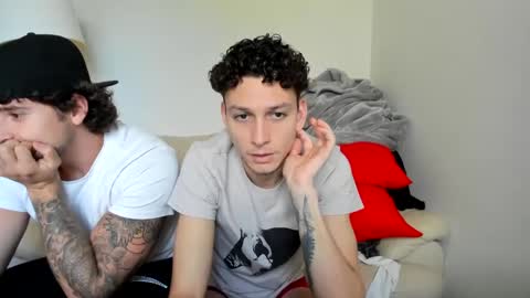 Snapshot of taylorcamz chatting on February 12, 2025, 10:37 pm taylorcamz online show from February 12, 2025, 10:37 pm