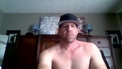 Snapshot of taylors2822 chatting on March 11, 2026, 5:52 pm taylors2822 online show from March 11, 2026, 5:52 pm