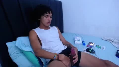 Tayron online show from February 1, 2025, 4:22 pm