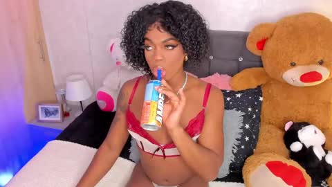 Snapshot of tayssa_maravilh chatting on June 5, 2026, 4:08 am TAYSSA ONLINE FROM 0630 PM - 1130 PM COLOMBIAN HOUR online show from June 5, 2026, 4:08 am