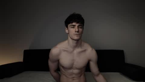 Snapshot of taziro chatting on April 3, 2026, 7:17 am Ean online show from April 3, 2026, 7:17 am