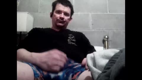 Snapshot of tbaxter95187 chatting on March 8, 2026, 9:35 am tbaxter95187 online show from March 8, 2026, 9:35 am