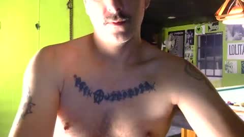 tdiddy222 online show from August 9, 2026, 3:23 am