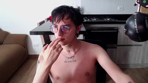 Teo independent model online show from April 14, 2026, 1:50 pm