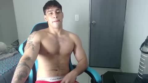 Snapshot of team23hot0 chatting on October 31, 2025, 3:18 am team23hot0 online show from October 31, 2025, 3:18 am